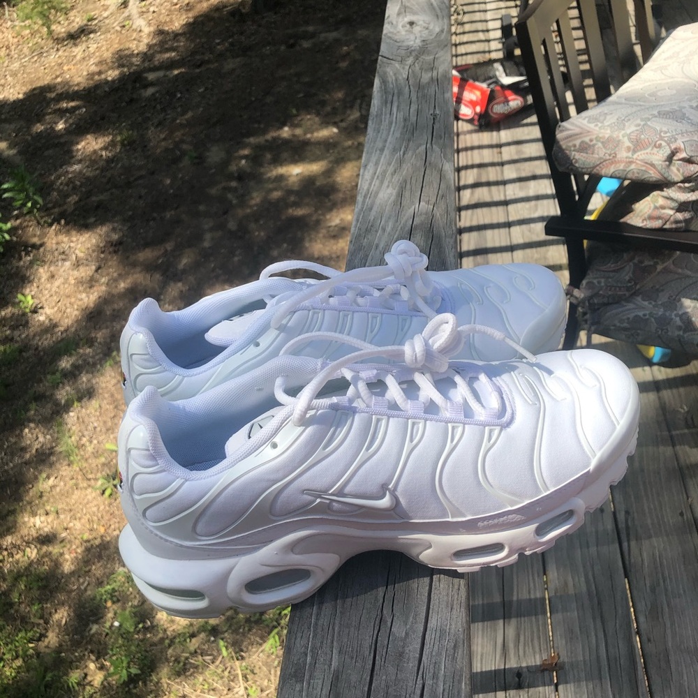 Nike Air Max Plus White - Picture 1 of 8